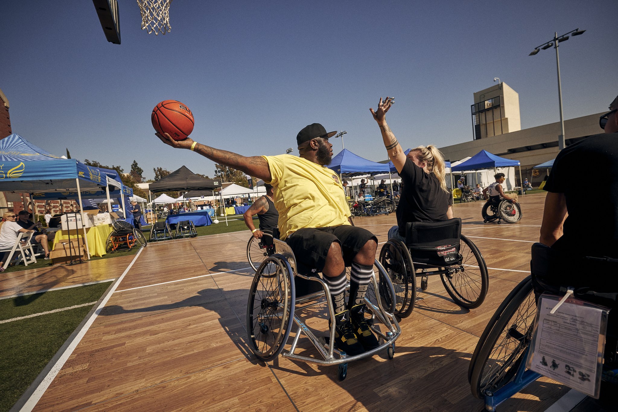 给后世的深 给后世的深