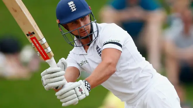 球世界的深 球世界的深